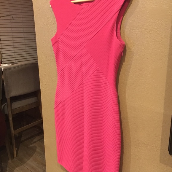 Dress - Picture 2 of 4